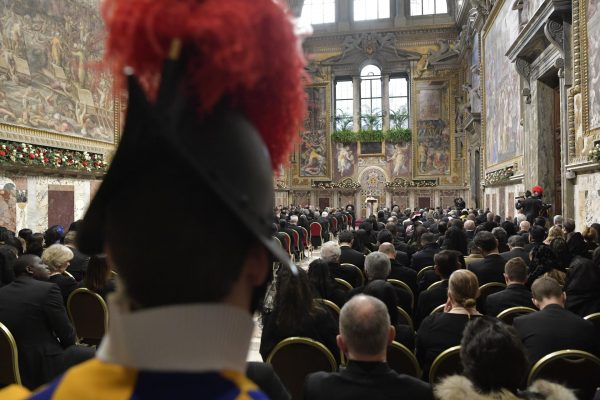 Papst und Politik: Ansprache vor dem diplomatischen Corps